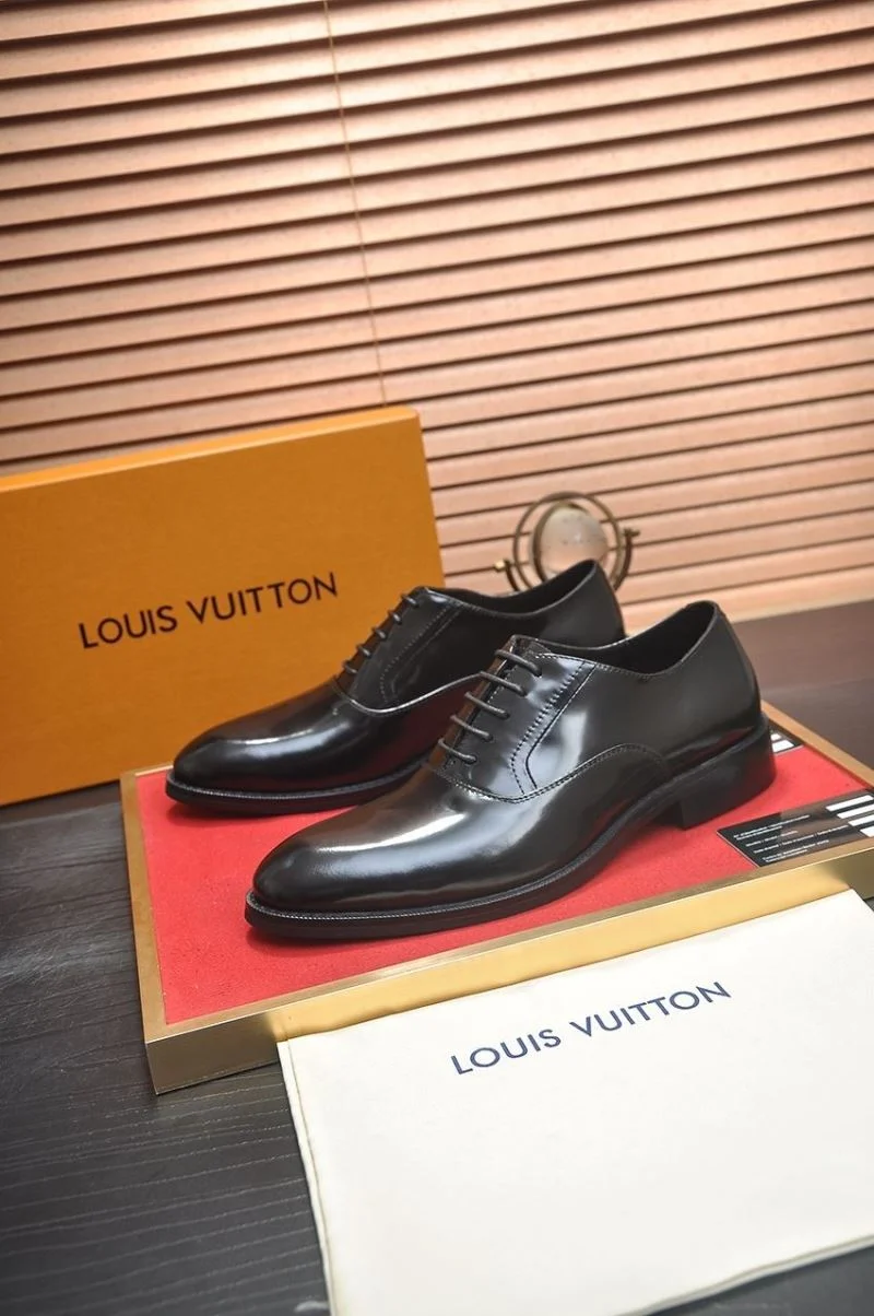 Unisex Louis Vuitton Business Shoes 33068
