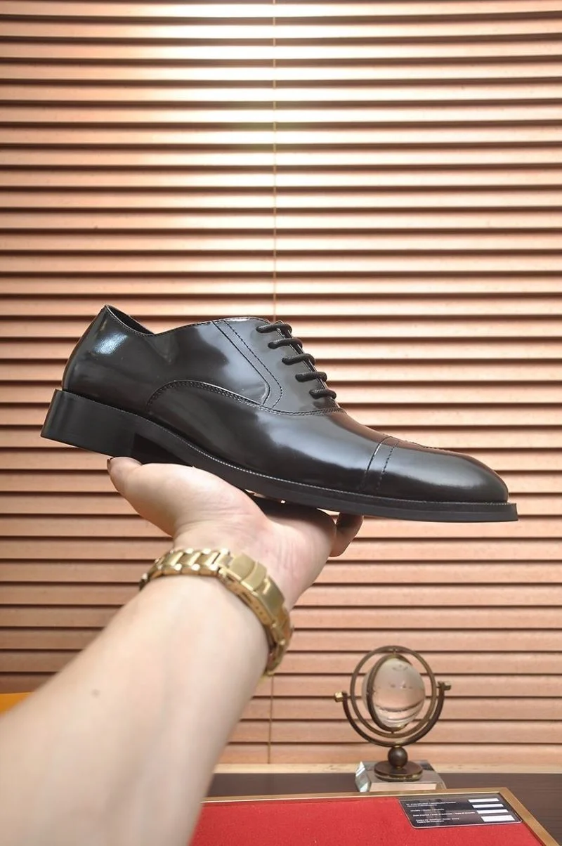 Louis Vuitton Business Shoes Sporty 33059