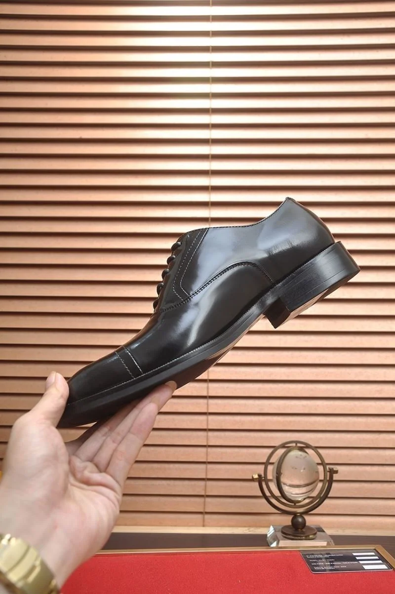 Louis Vuitton Business Shoes Sporty 33059