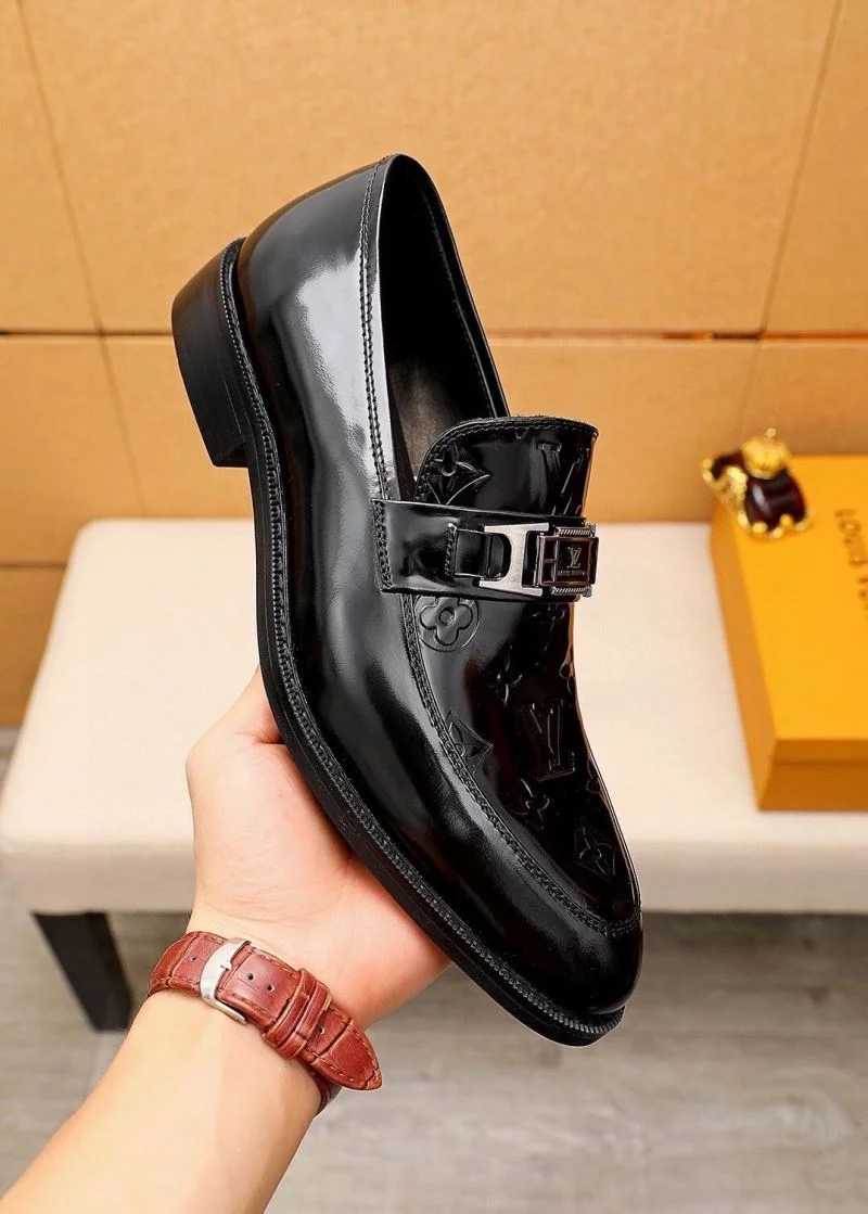 FlexibleFit Louis Vuitton Business Shoes 33057