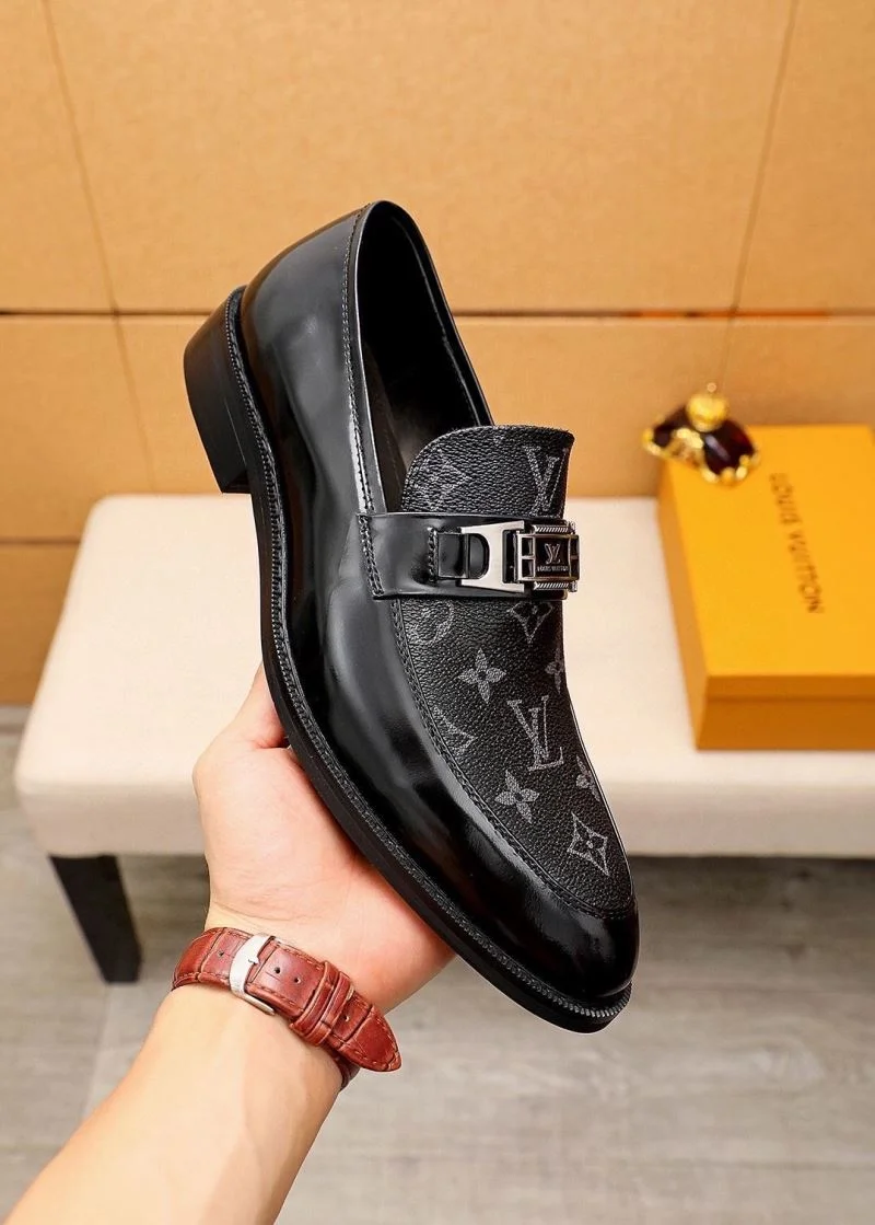 Louis Vuitton Business Shoes Vibrant 33040