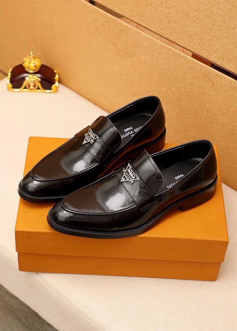 Timeless Louis Vuitton Business Shoes 33044