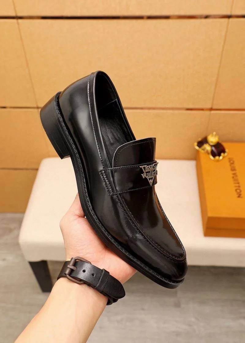 Timeless Louis Vuitton Business Shoes 33044