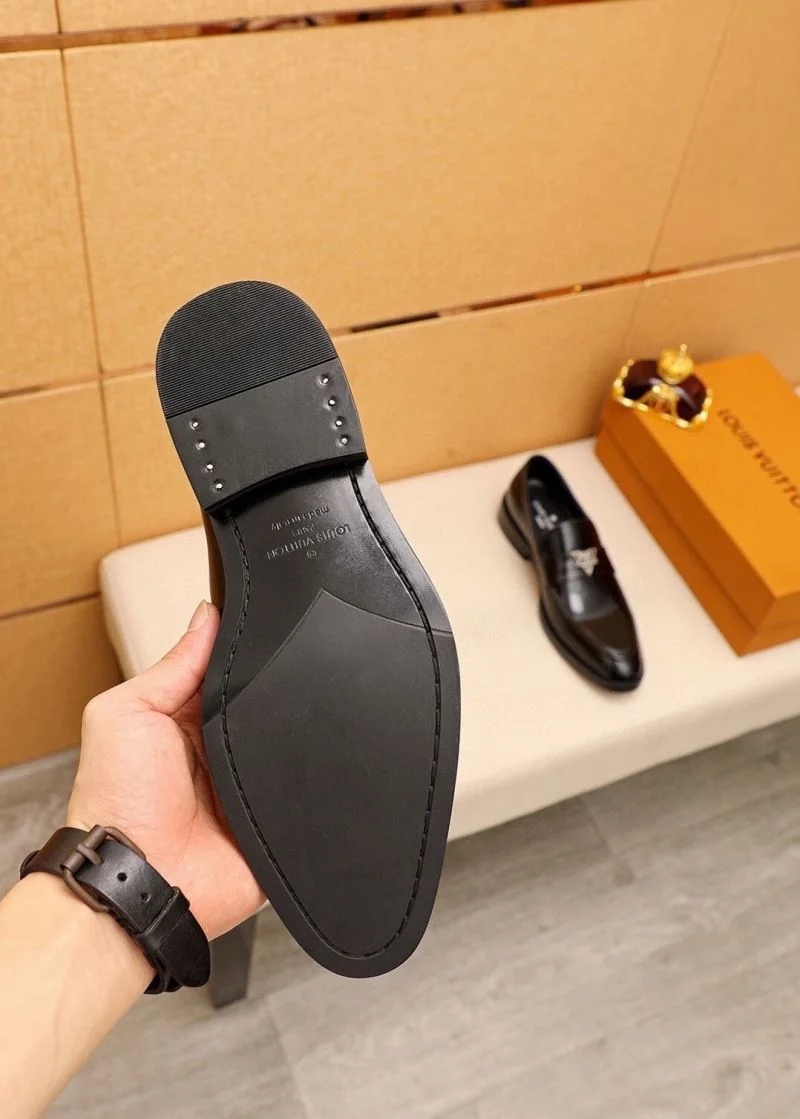 Timeless Louis Vuitton Business Shoes 33044