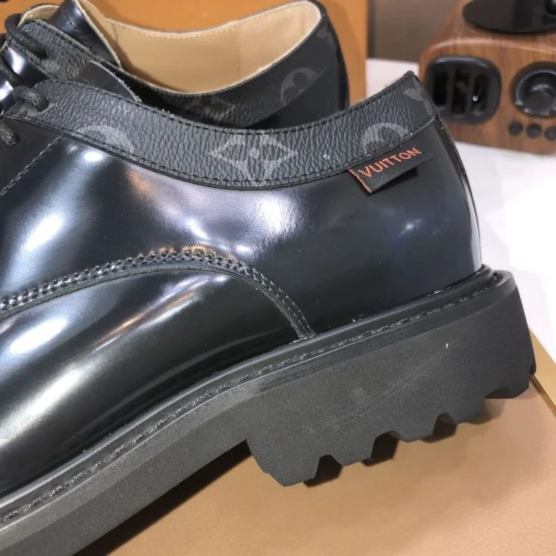 Colorful Louis Vuitton Business Shoes 33028
