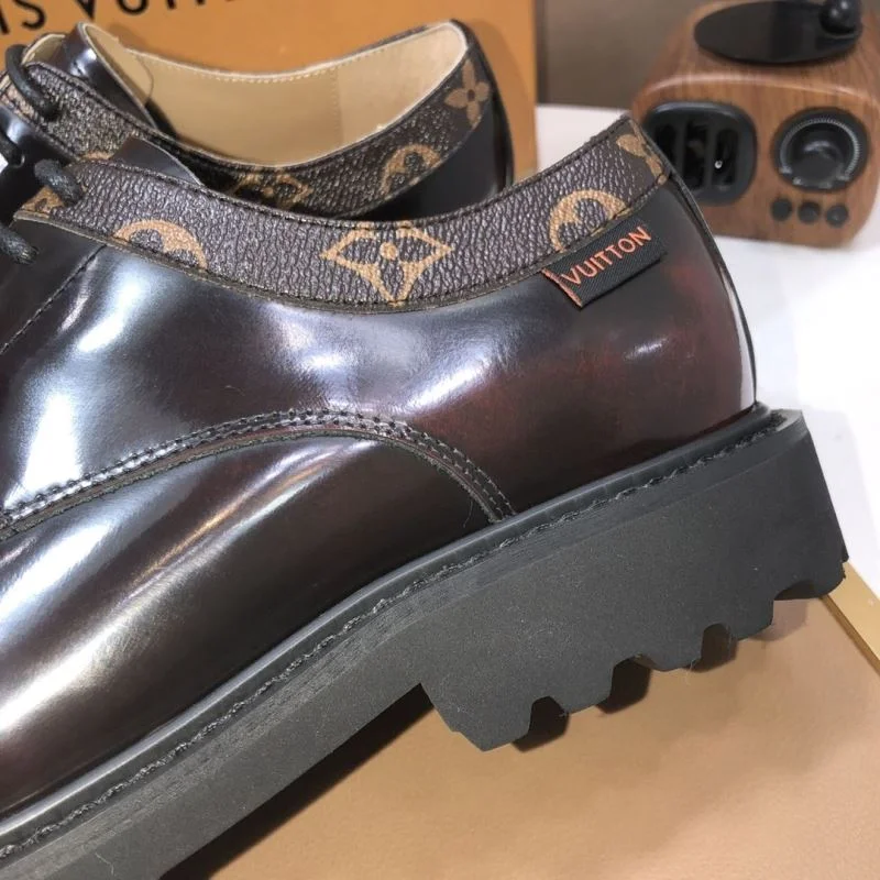 MoistureWicking Louis Vuitton Business Shoes 33022