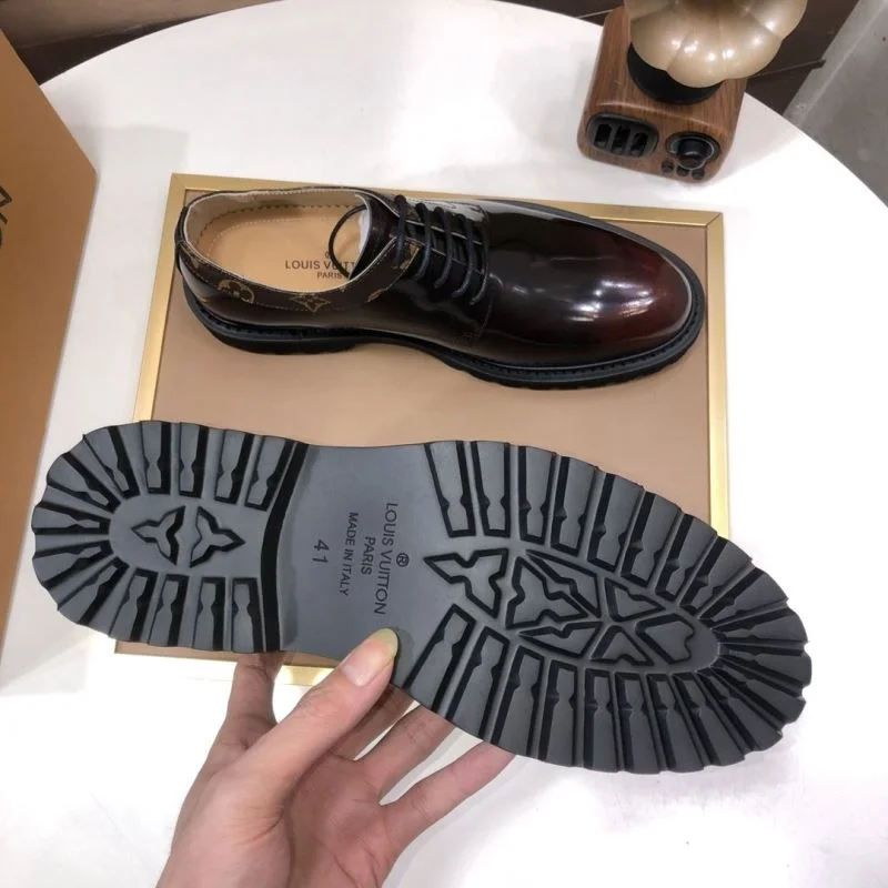 MoistureWicking Louis Vuitton Business Shoes 33022