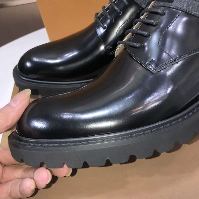 Louis Vuitton Business Shoes Sustainable 33001