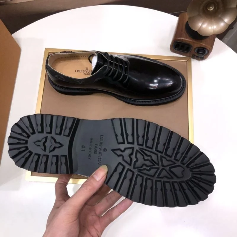 Louis Vuitton Business Shoes Sustainable 33001