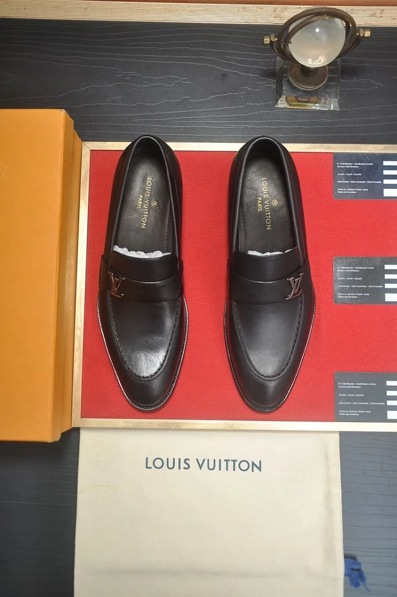 Louis Vuitton Business Shoes MultiPurpose 33012