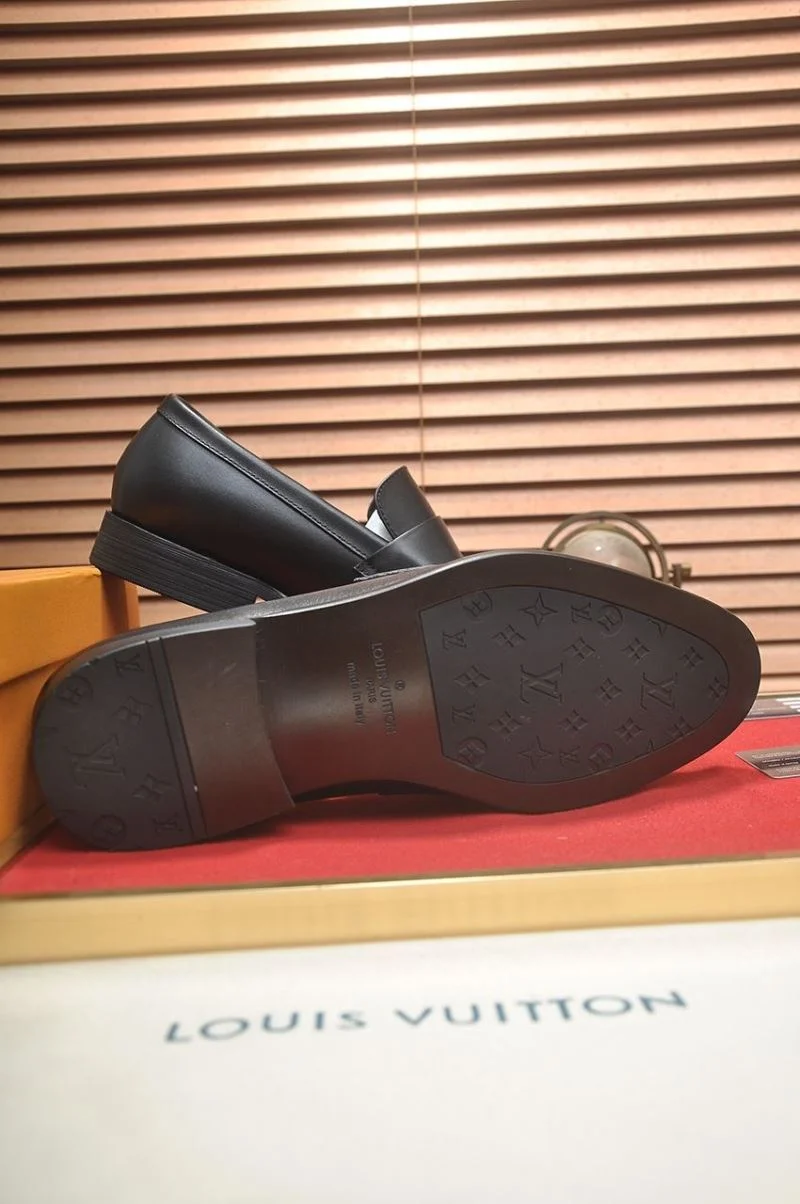 Louis Vuitton Business Shoes MultiPurpose 33012