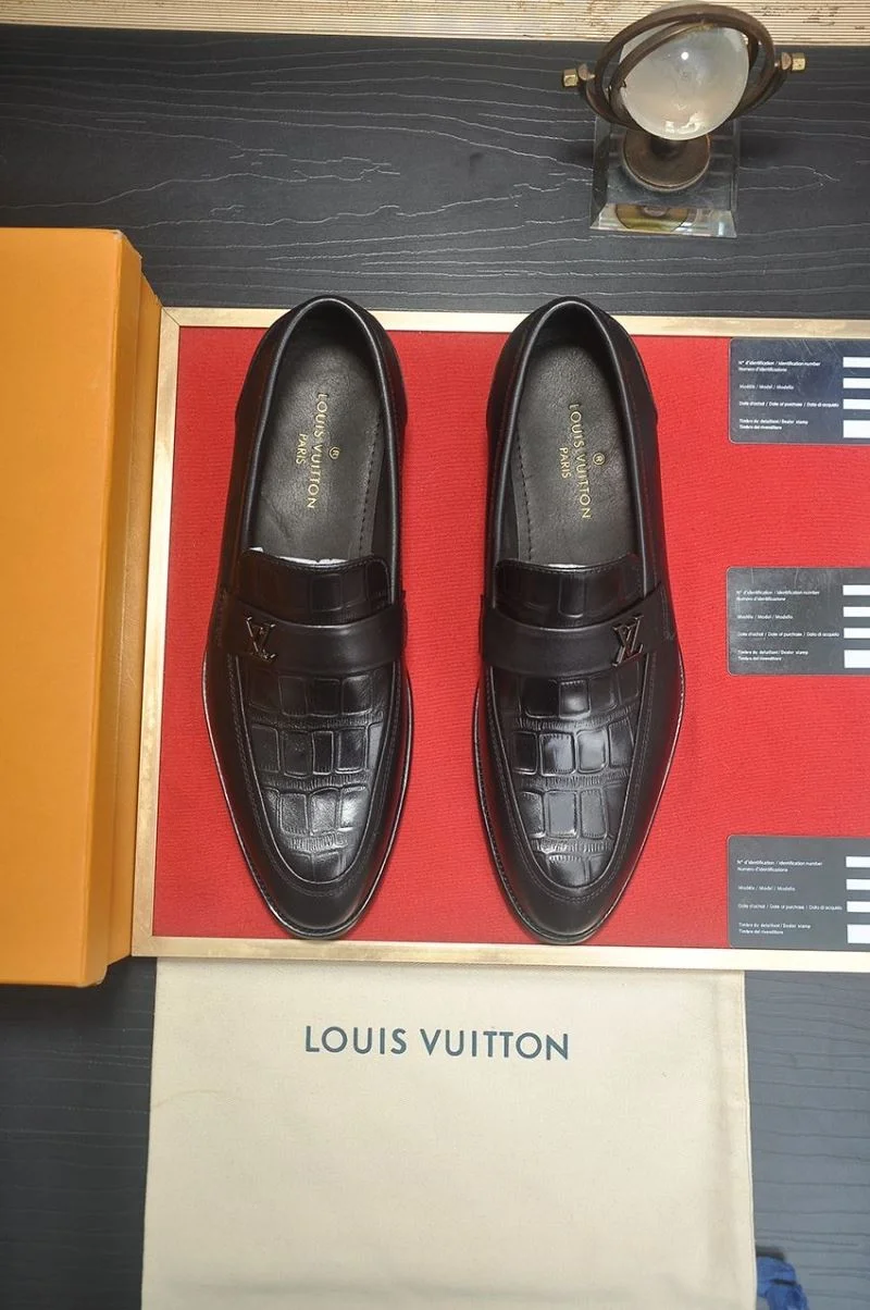 Louis Vuitton Business Shoes AllSeason 33005