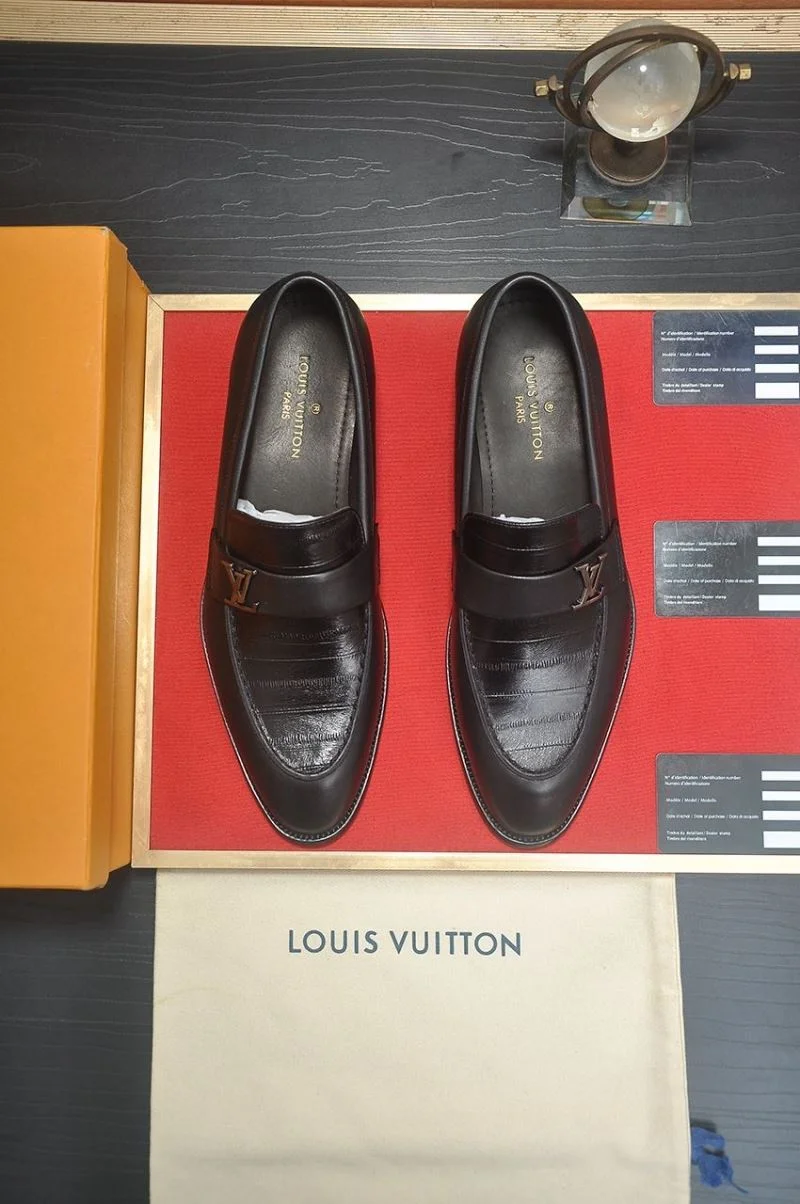 Youthful Louis Vuitton Business Shoes 33003
