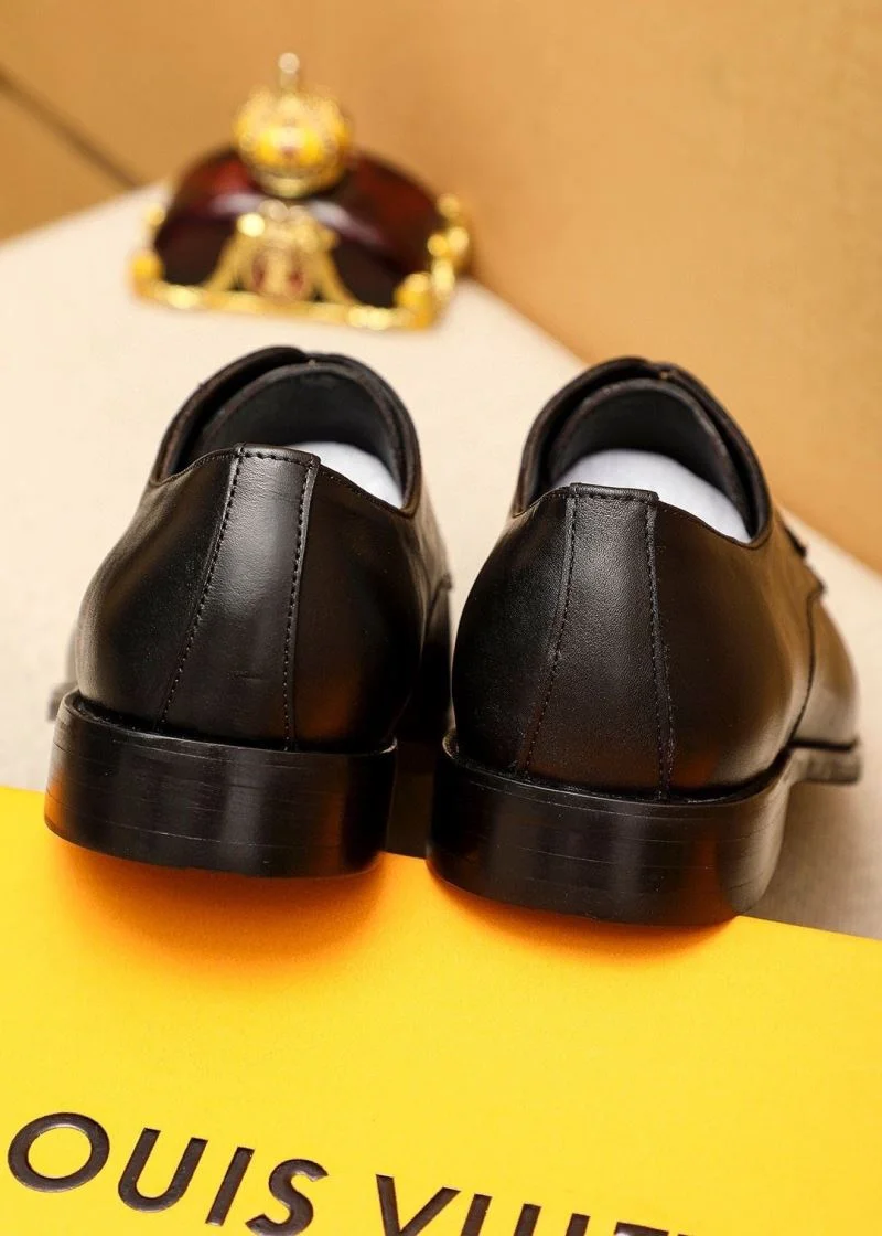 Louis Vuitton Business Shoes Compact 33002