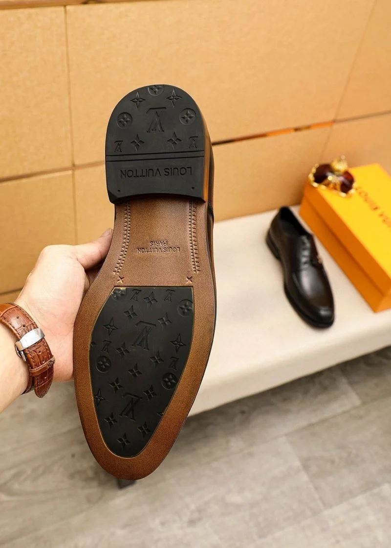Louis Vuitton Business Shoes Compact 33002