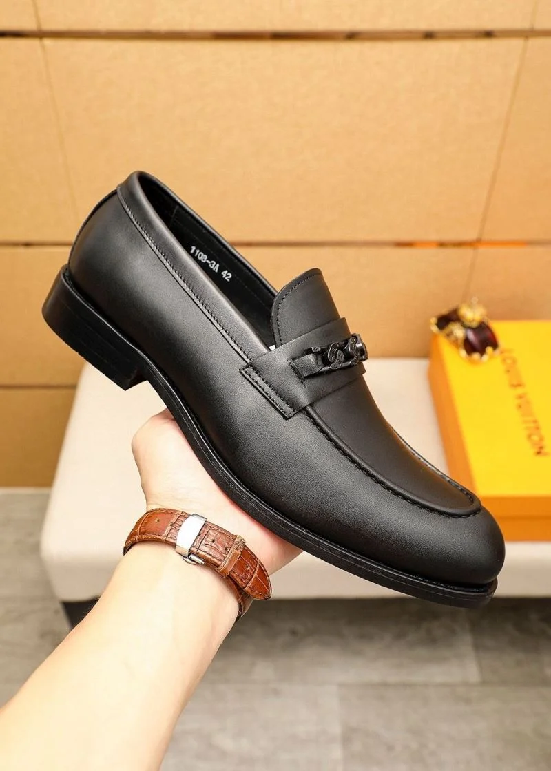 Sustainable Louis Vuitton Business Shoes 33011