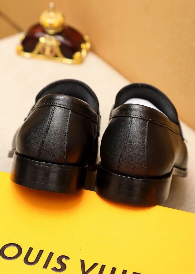 Louis Vuitton Business Shoes Minimalist 33008