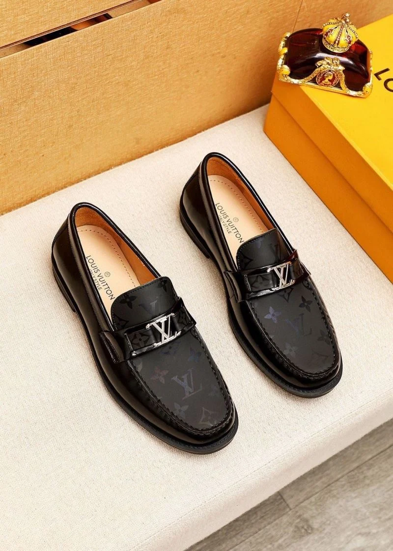 Sporty Louis Vuitton Business Shoes 33004