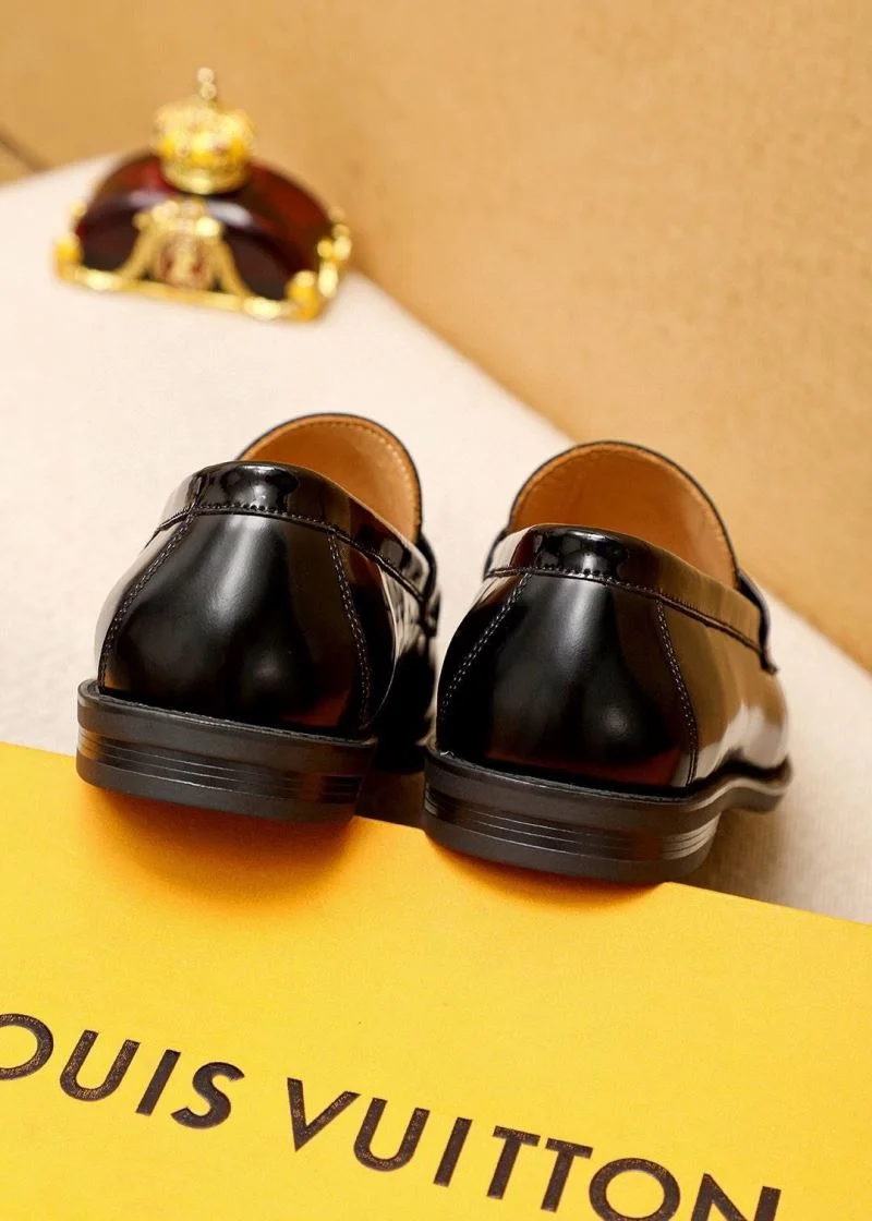 Sporty Louis Vuitton Business Shoes 33004