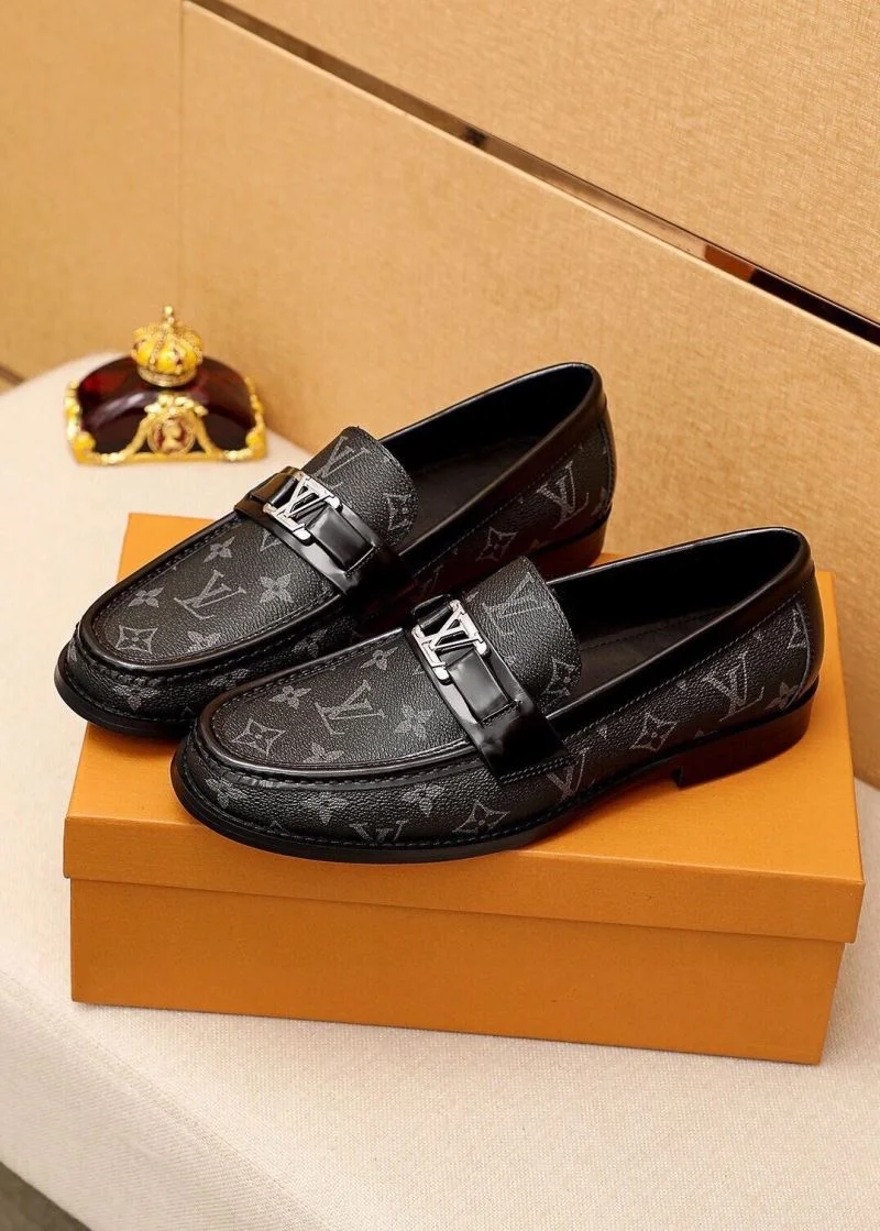 Louis Vuitton Business Shoes Bold 33013