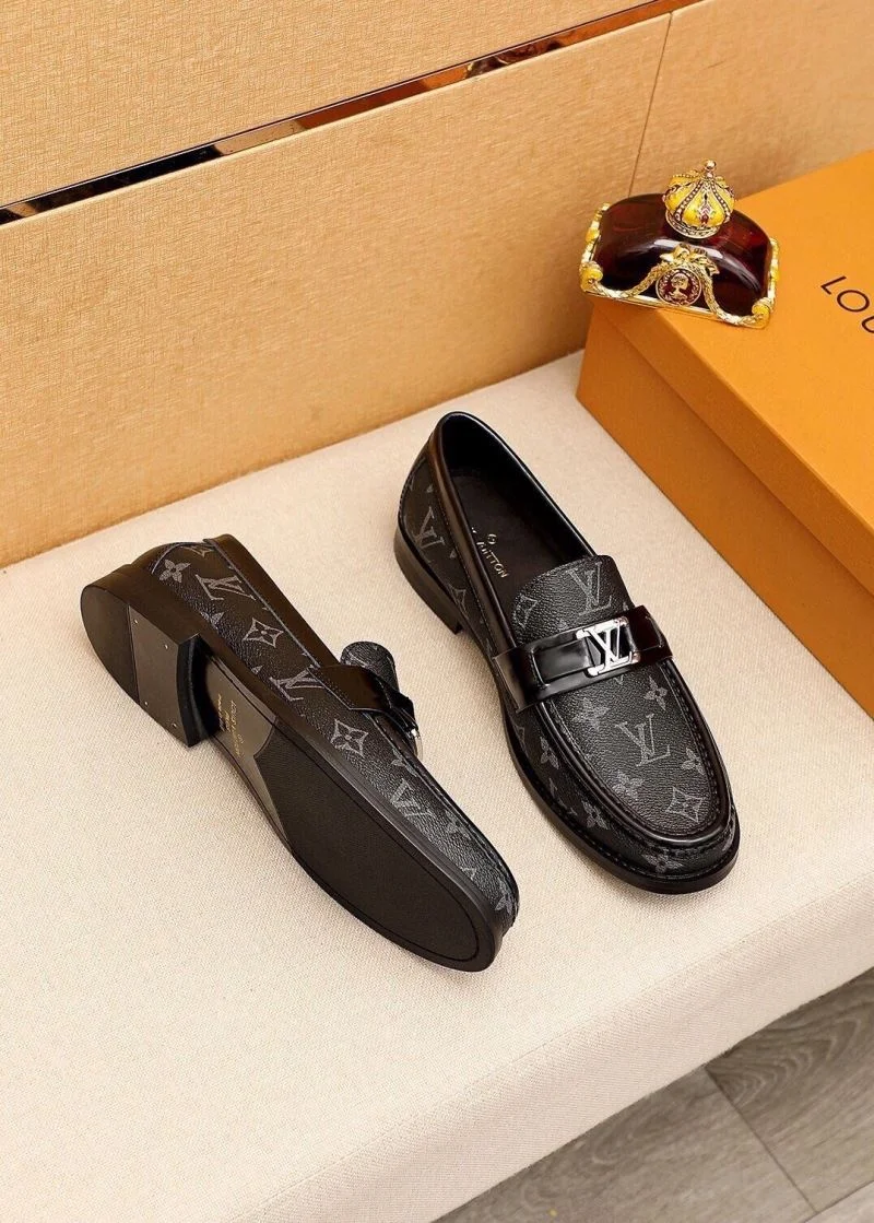 Louis Vuitton Business Shoes Bold 33013