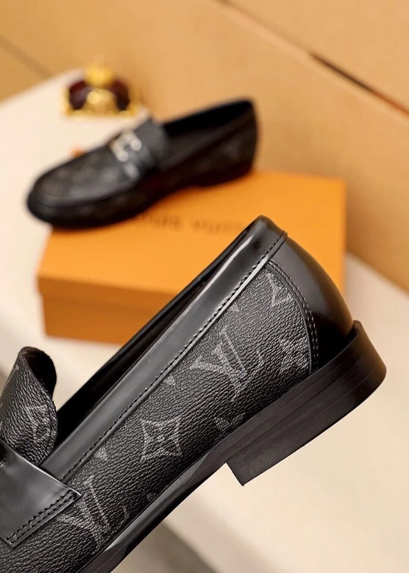 Louis Vuitton Business Shoes Bold 33013