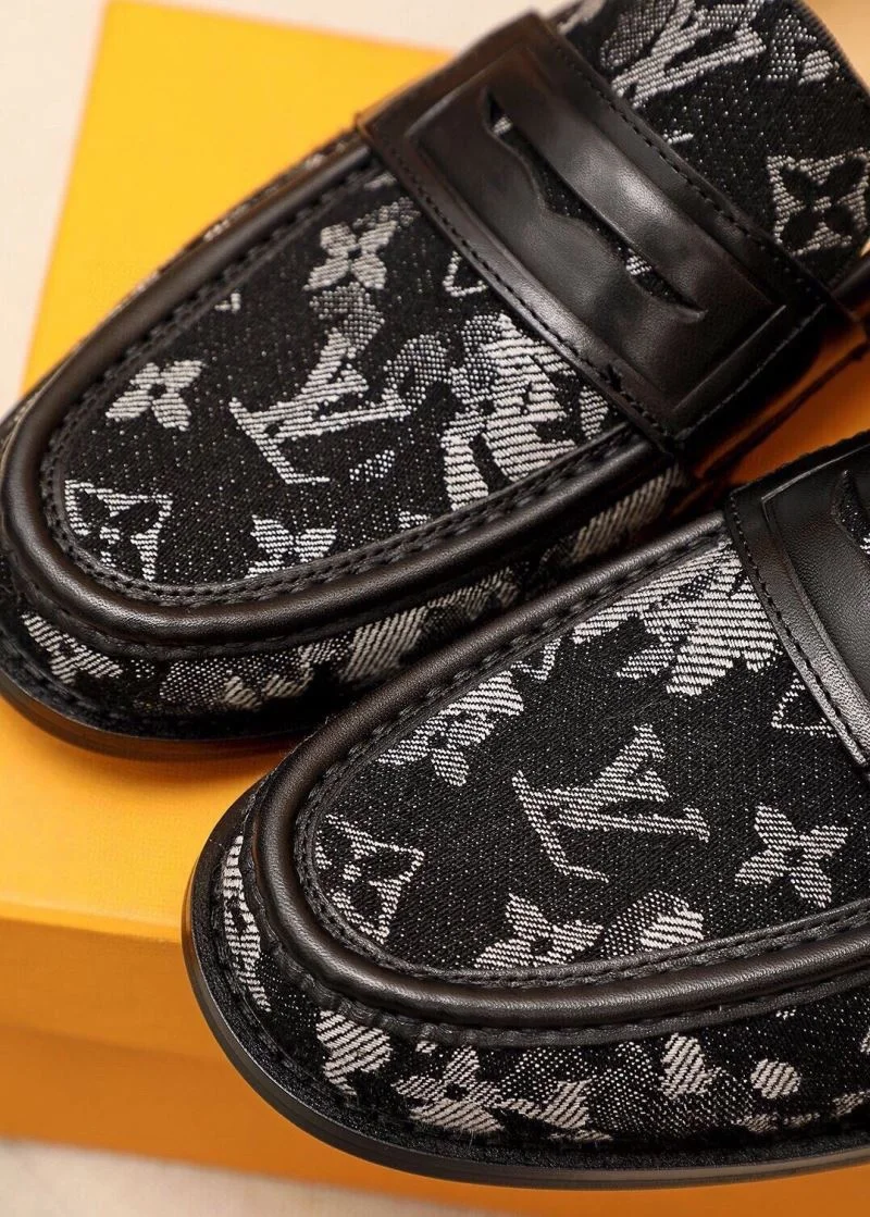 Refined Louis Vuitton Business Shoes 32988