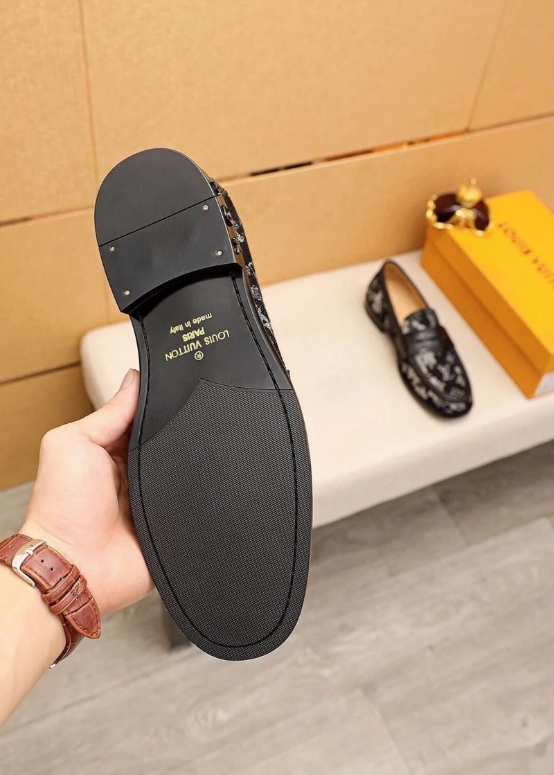 Refined Louis Vuitton Business Shoes 32988