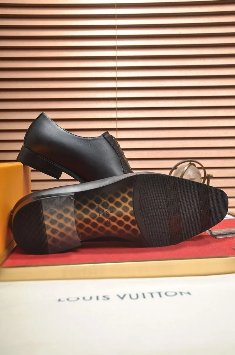 Lightweight Louis Vuitton Business Shoes 32984