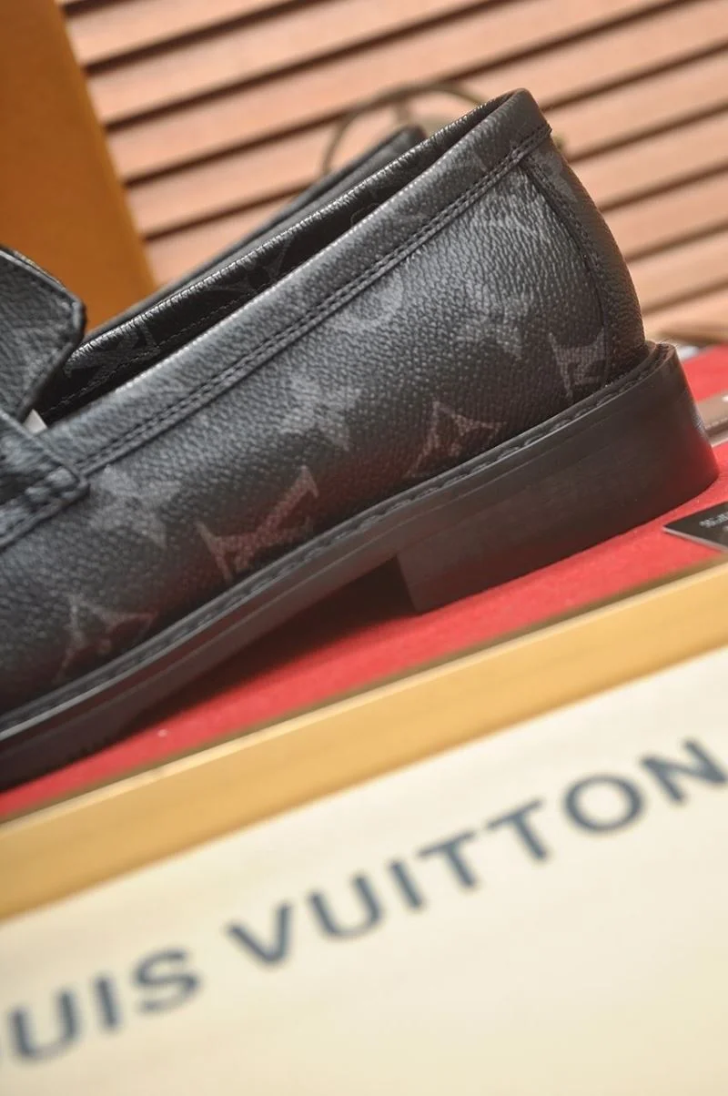 Louis Vuitton Business Shoes Breathable 32978
