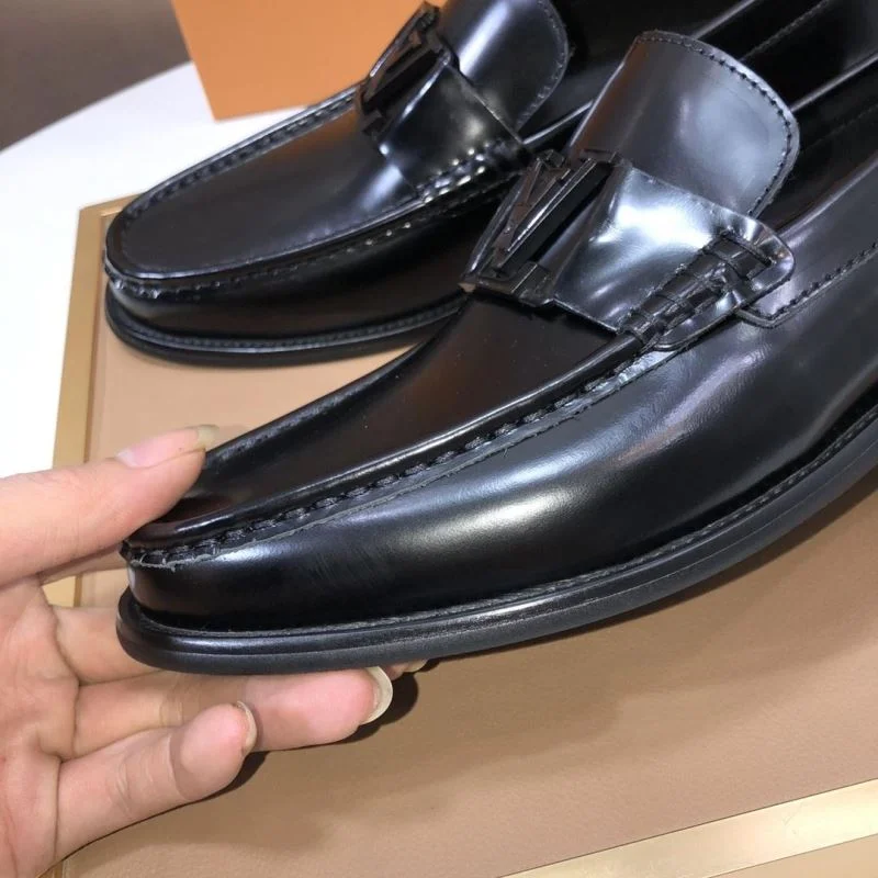 Lightweight Louis Vuitton Business Shoes 32973