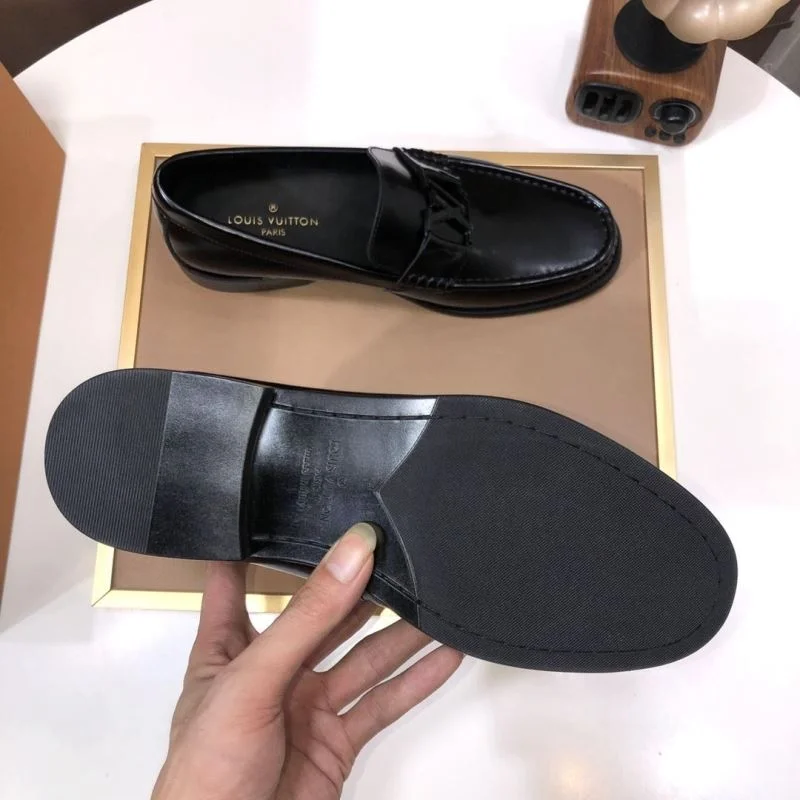 Lightweight Louis Vuitton Business Shoes 32973