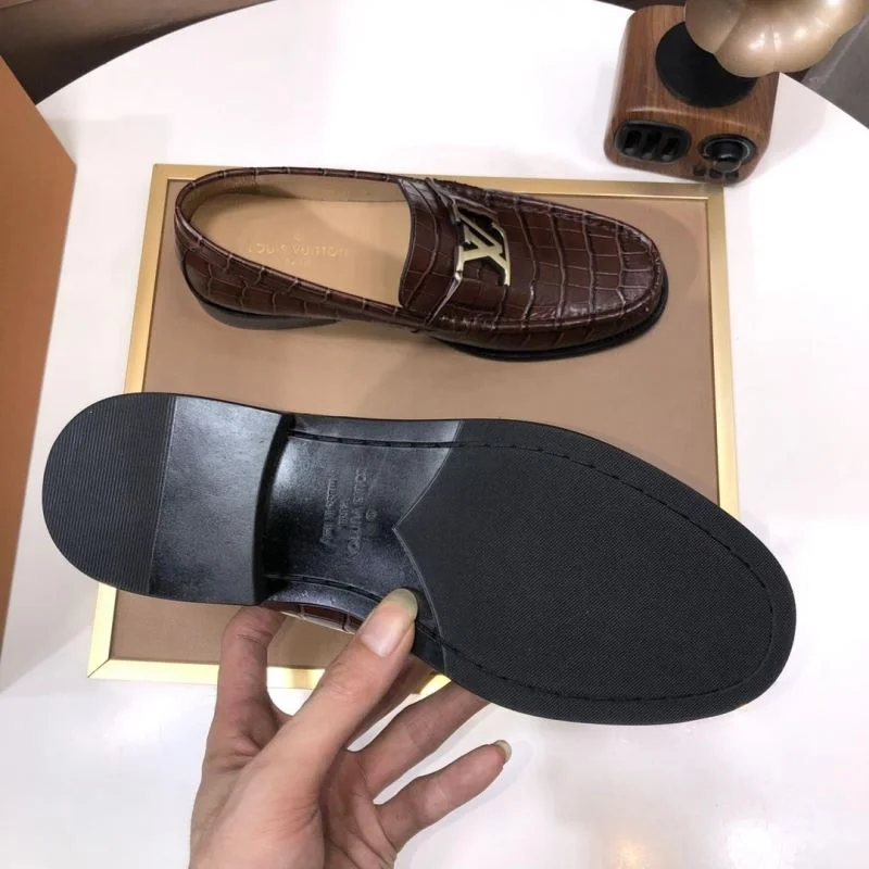 Louis Vuitton Business Shoes Versatile 32982