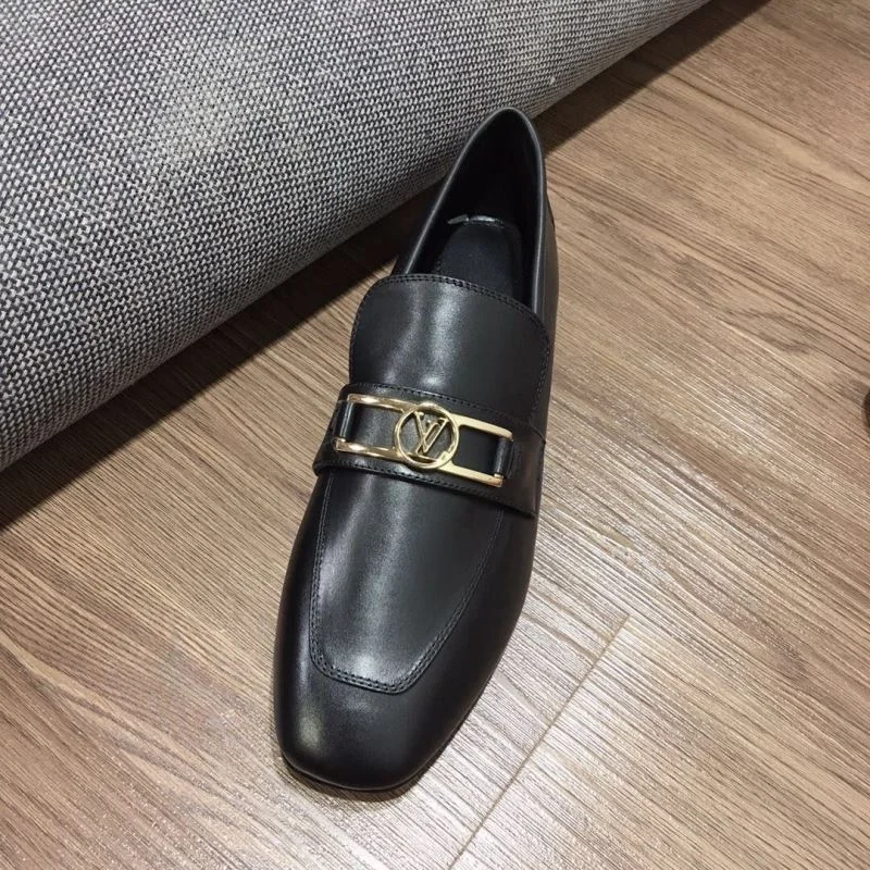 Minimalist Louis Vuitton Business Shoes 31330