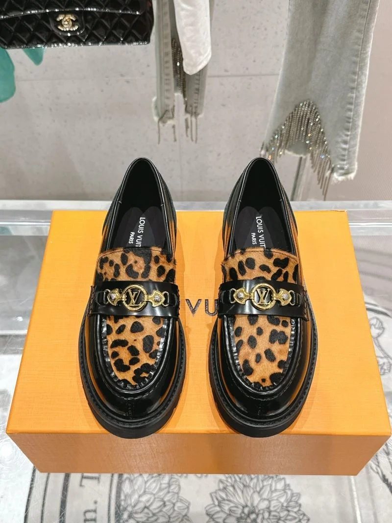 Louis Vuitton Business Shoes Sustainable 31351