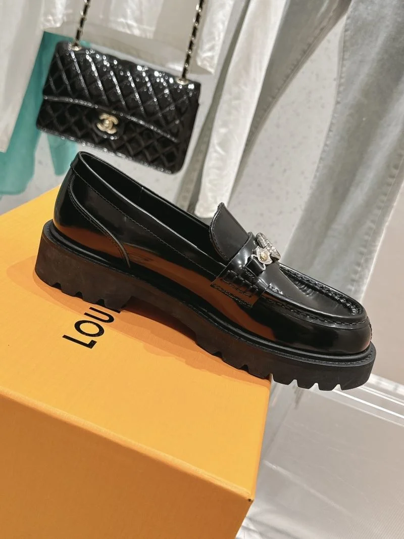 Louis Vuitton Business Shoes Versatile 31346