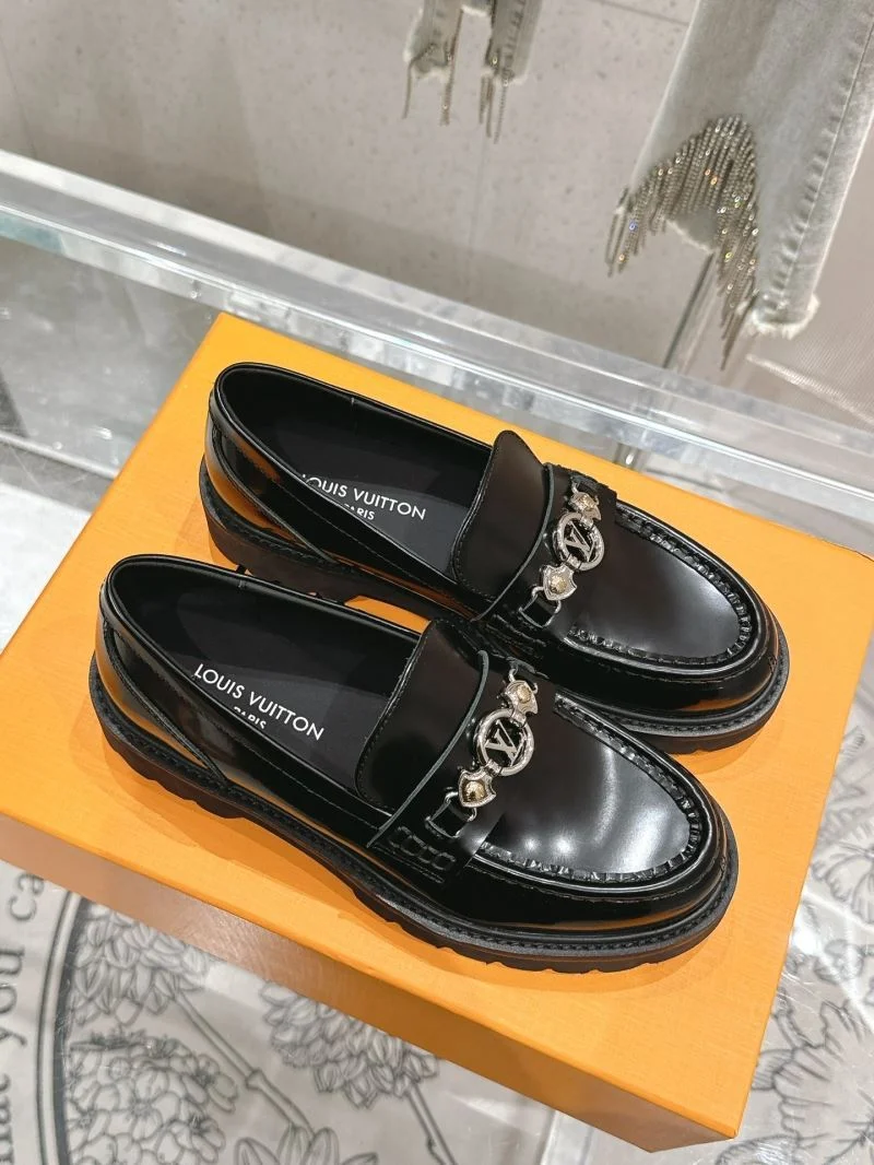 Louis Vuitton Business Shoes Versatile 31346