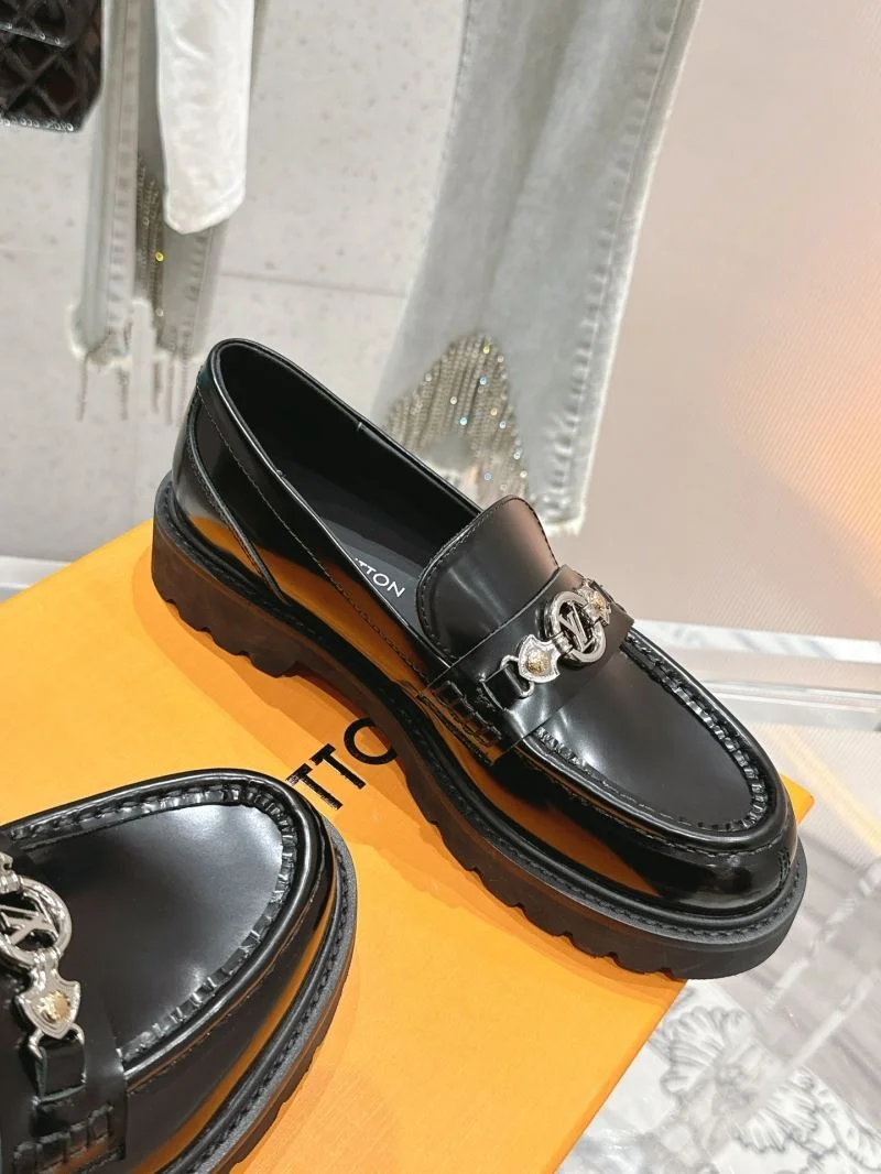 Louis Vuitton Business Shoes Versatile 31346