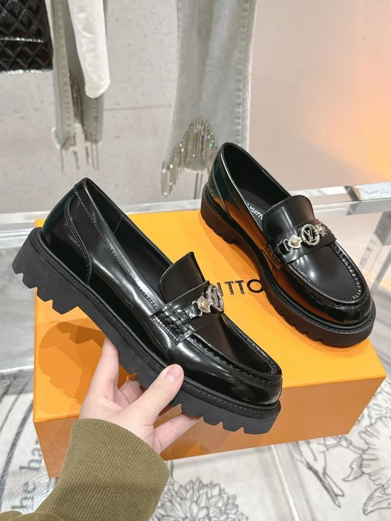 Louis Vuitton Business Shoes Versatile 31346