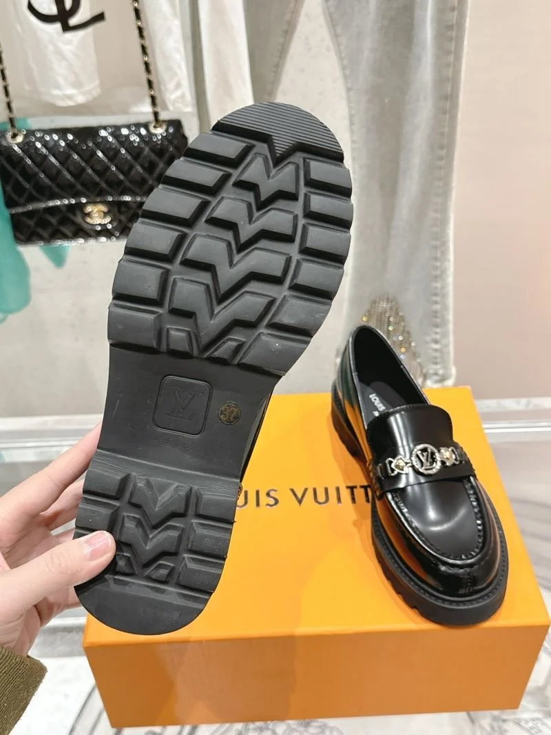 Louis Vuitton Business Shoes Versatile 31346