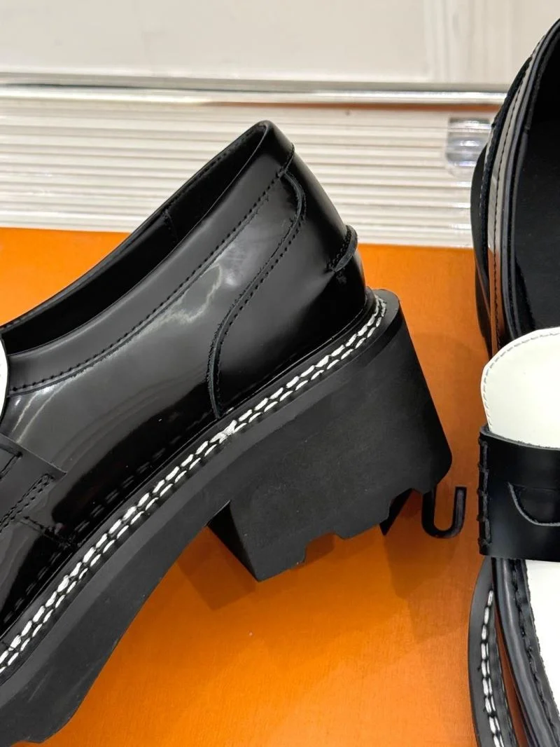 Louis Vuitton Business Shoes FashionForward 31339