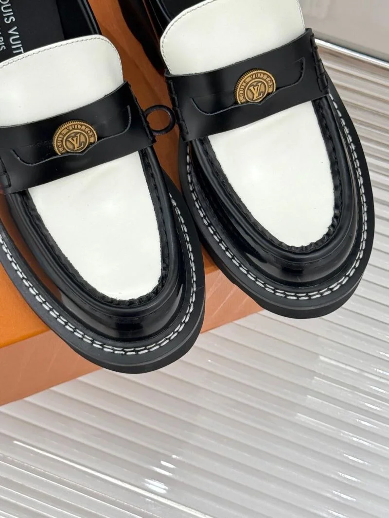 Louis Vuitton Business Shoes FashionForward 31339