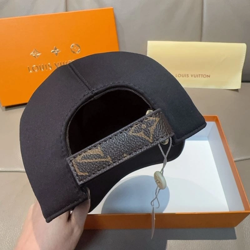 Louis Vuitton Caps Reliable 261242