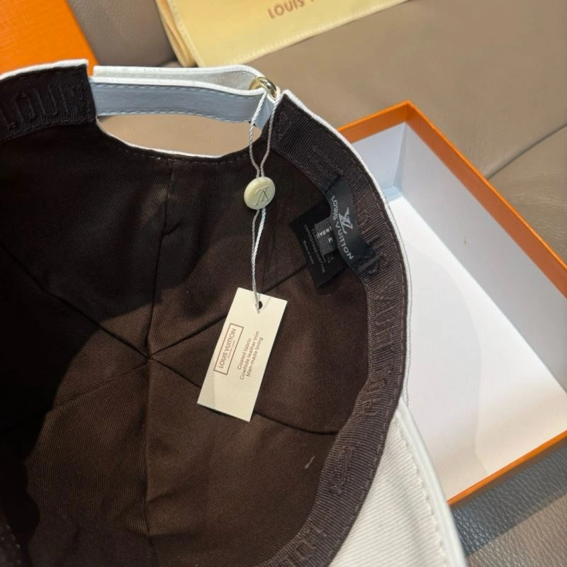 Louis Vuitton Caps ModernLook 261265