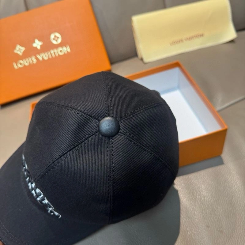 Flexible Louis Vuitton Caps 261232
