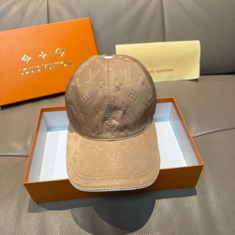 Bright Louis Vuitton Caps 261226