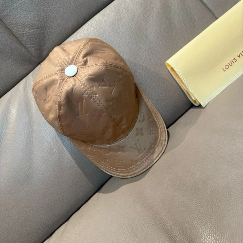 Bright Louis Vuitton Caps 261226