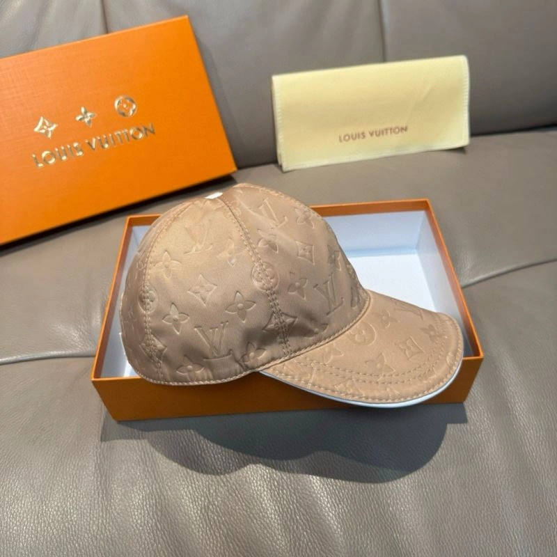 Bright Louis Vuitton Caps 261226