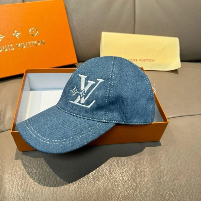 Louis Vuitton Caps Youthful 261224