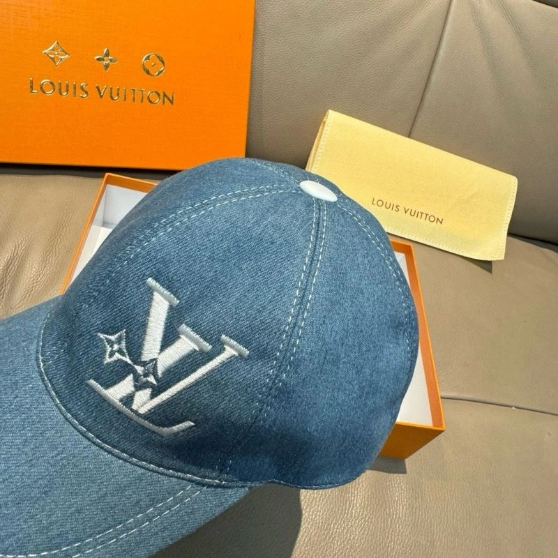 Louis Vuitton Caps Youthful 261224